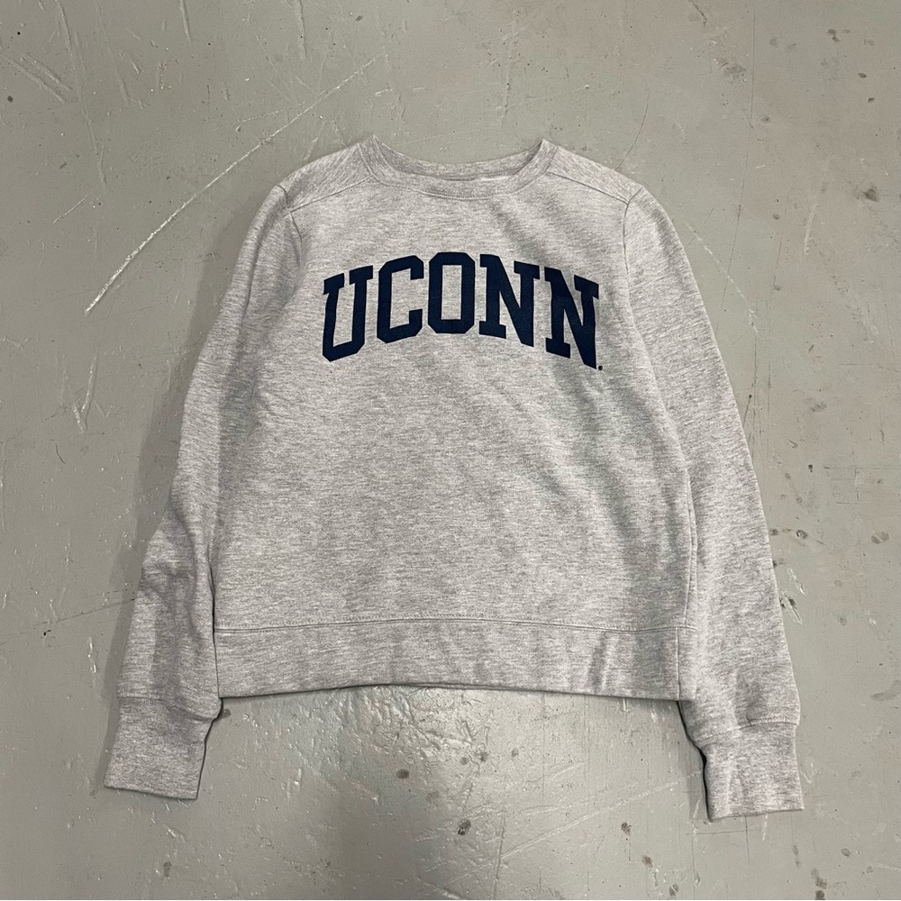 UConn Huskies Gray Pullover Crewneck Sweatshirt Size Small